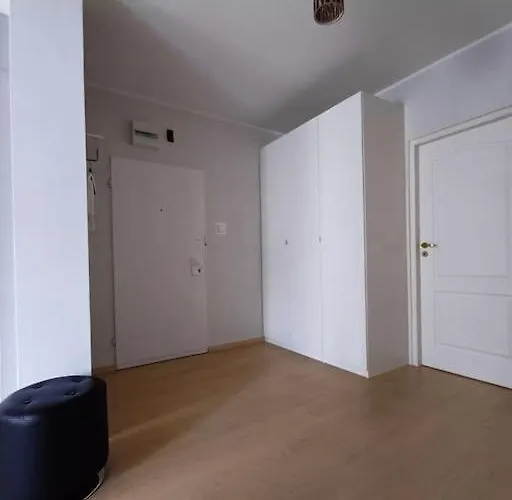 Apartament Nadmorski Las *