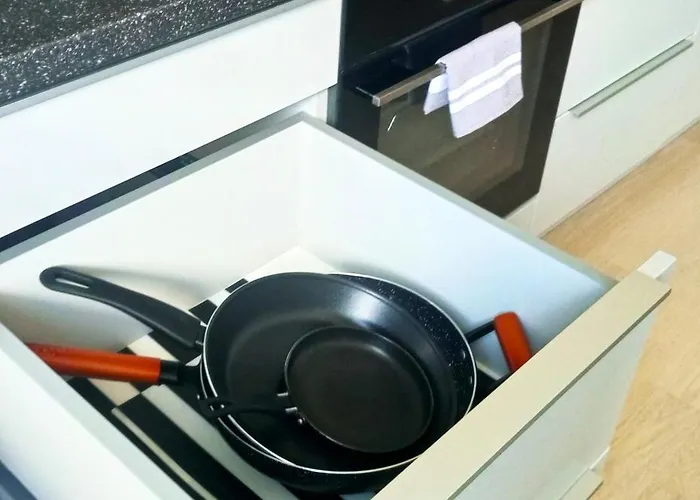 Apartament Nadmorski Las *